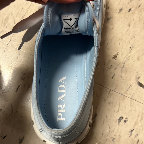 Prada Double wheel platform sneaker size 38.5 comes with box - Picture 8 of 10
